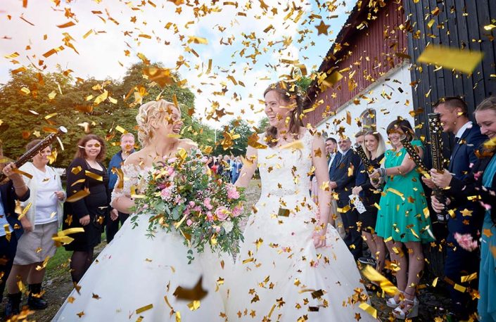 Guldkonfetti efter vielse